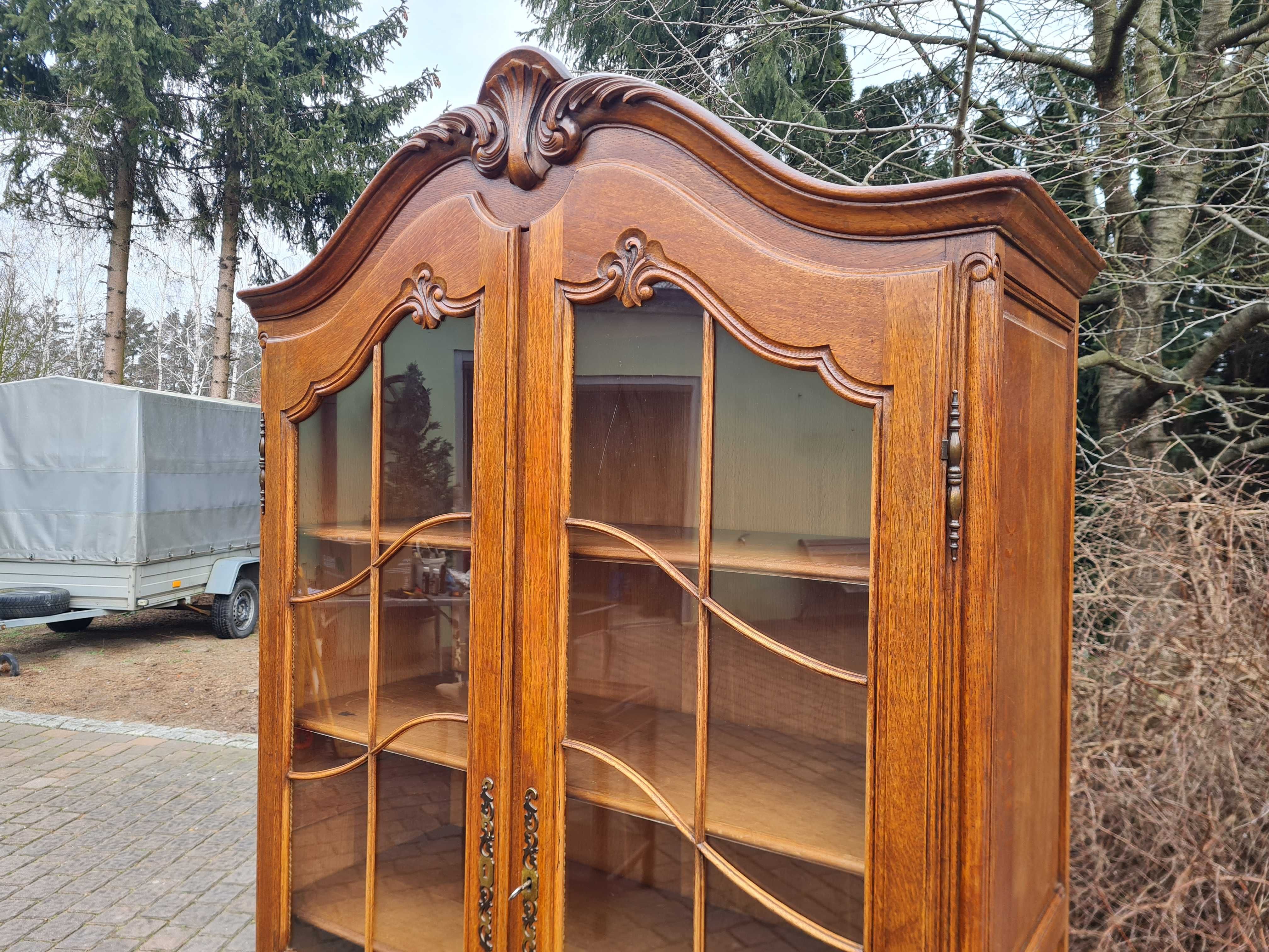 Ludwikowska Witryna Biblioteka biblioteczka