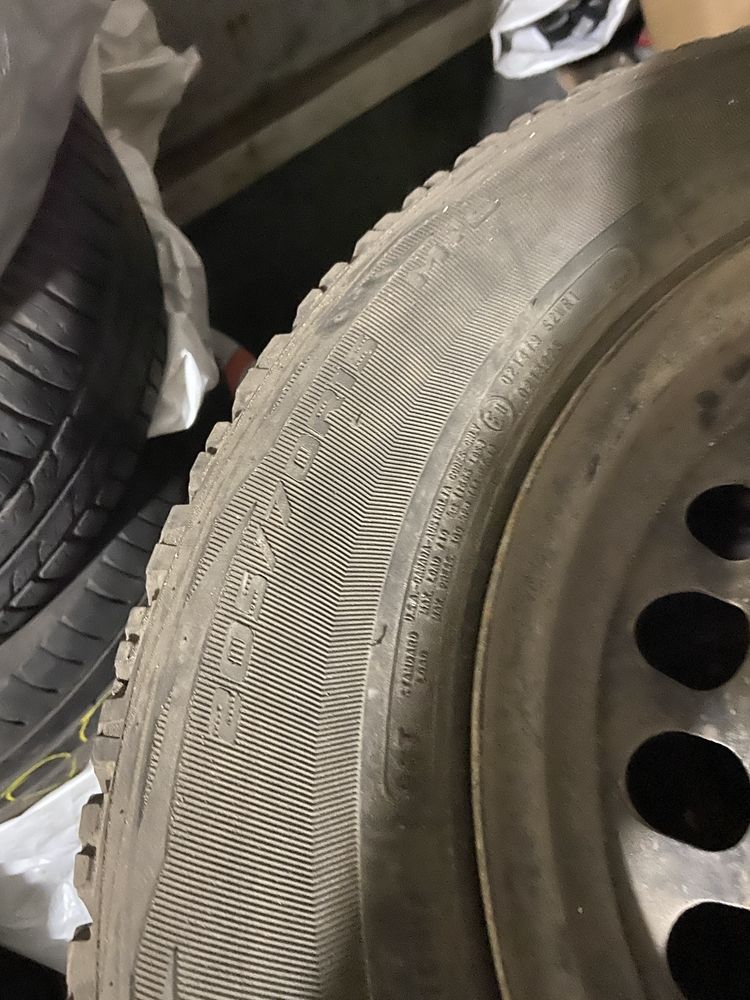 Колесо зі ступецею 205/70R15 мерседес