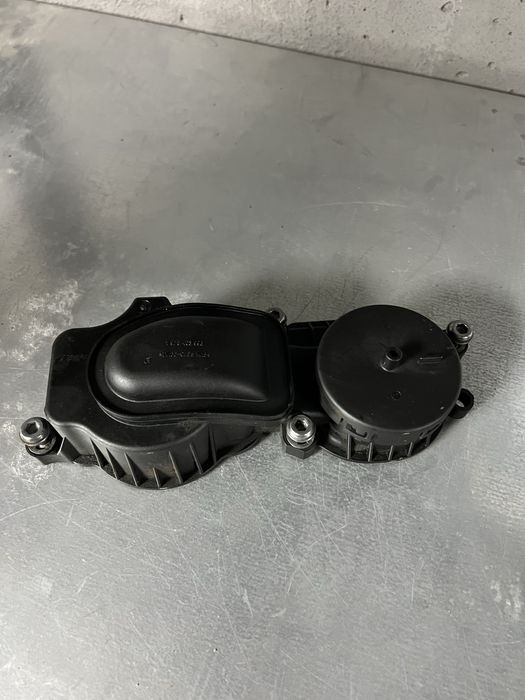 Кришка вентеляції картерних газів BMW e 39 M 57 D 30