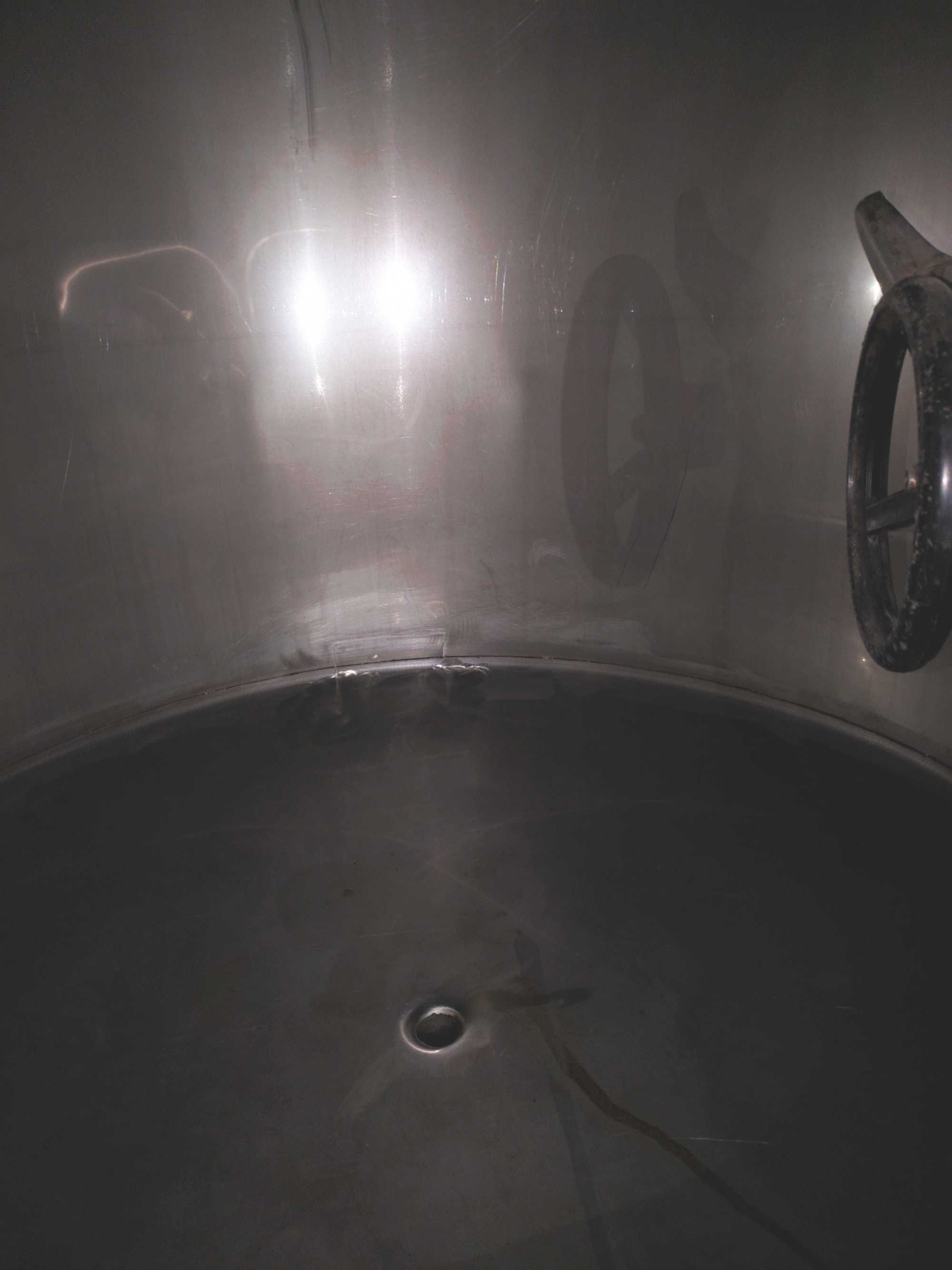 Cuba Vinho em Inox de 1000L em Bom Estado