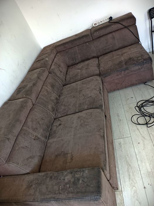 Pranie narożników dywanów i tapicerek samochodowych, czyszczenie fug