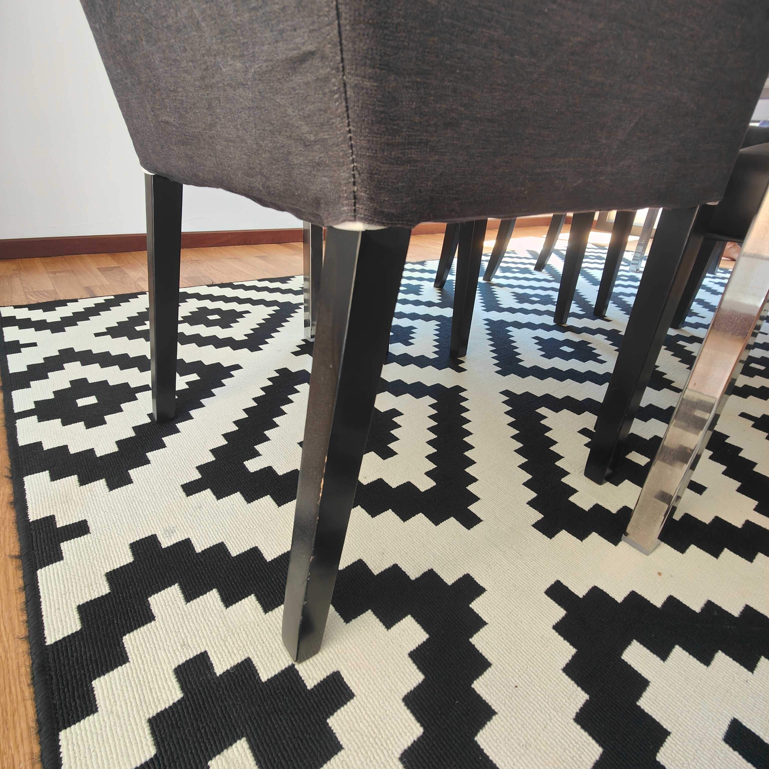 Conjunto 6 cadeiras: 4 Cadeiras e 2 cadeirões Ikea