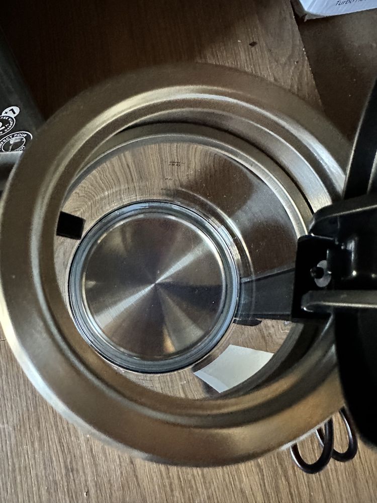 Russell Hobbs czajnik elektryczny, mały, pojemność 0,8l