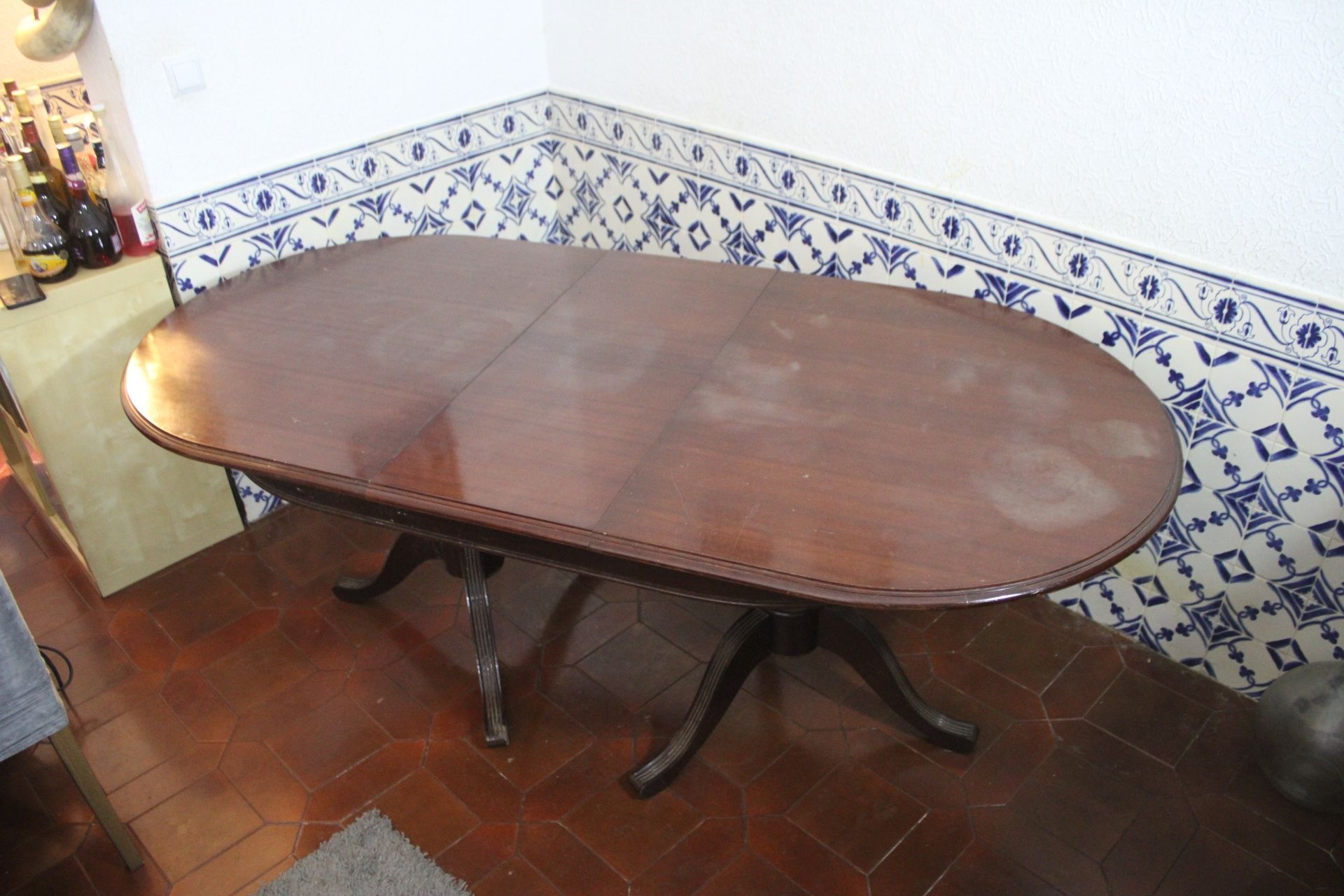 Mesa extensível de madeira