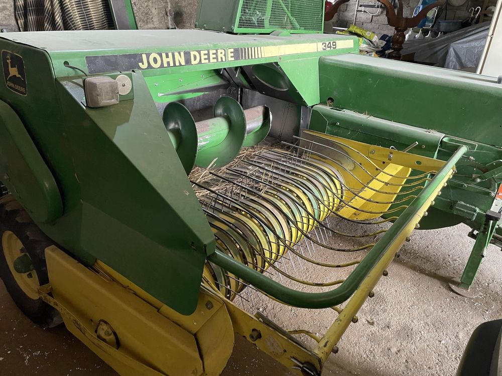 Enfardadeira John Deer