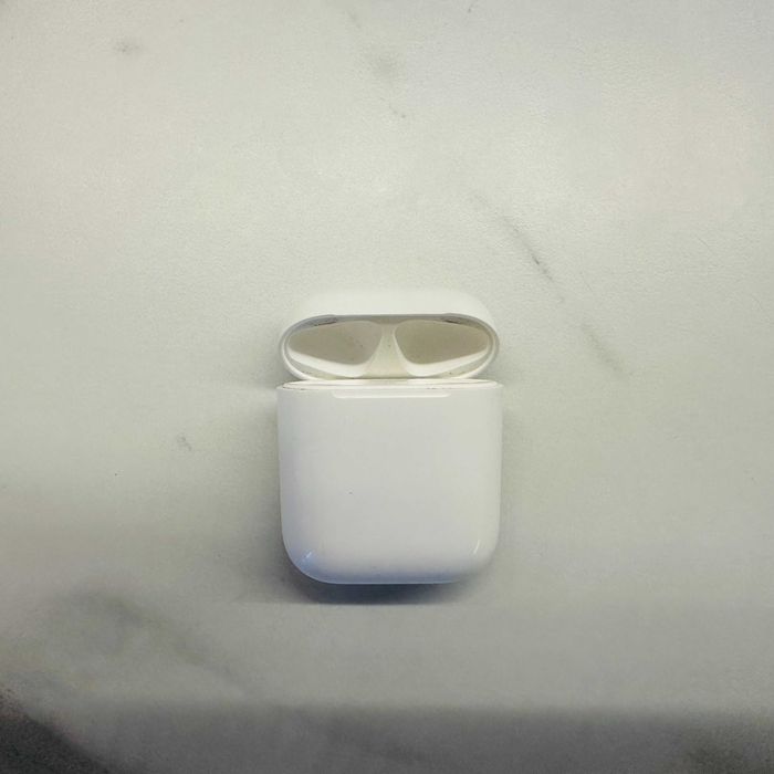 AirPods 1 з кейсом зарядки Оригінал.  Model A 1602