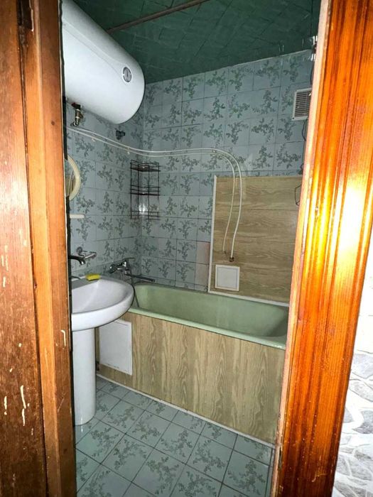 Продам 2 к. квартиру на Черемушках в чешке