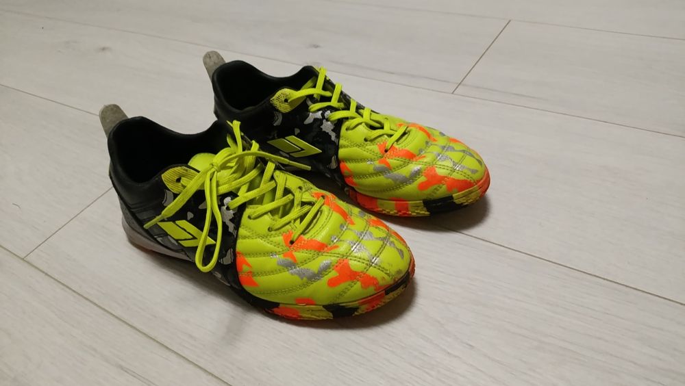 Футзалки взуття для міні-футболу DIFENO