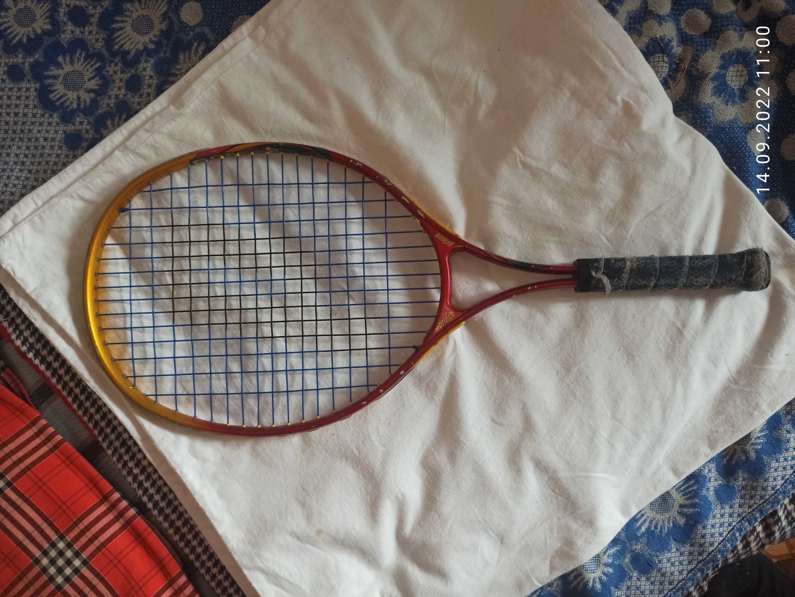ракетки для настольного тенниса и шарик,ракетка prince pop-shot 8