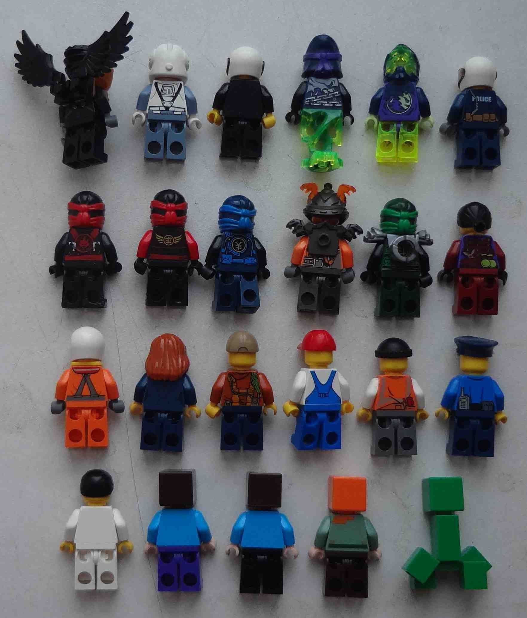 Минифигурки LEGO Лего оригинал 23 штук разных
