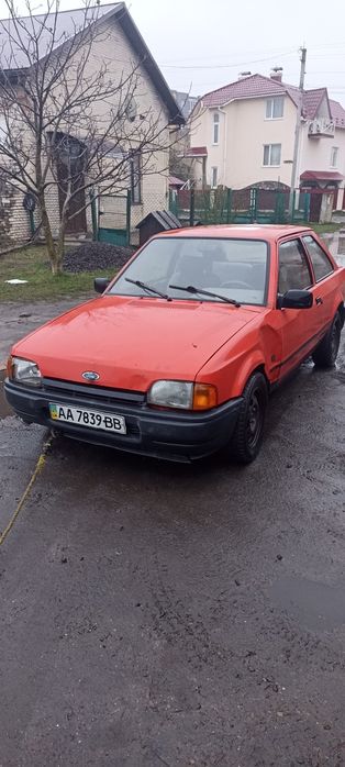 Ford Escort mk4 1988 Форд Ескорт