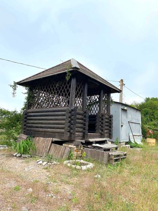 Продаж земельної делянки (11 соток) з ОЗЕРОМ вул. Сонячна.