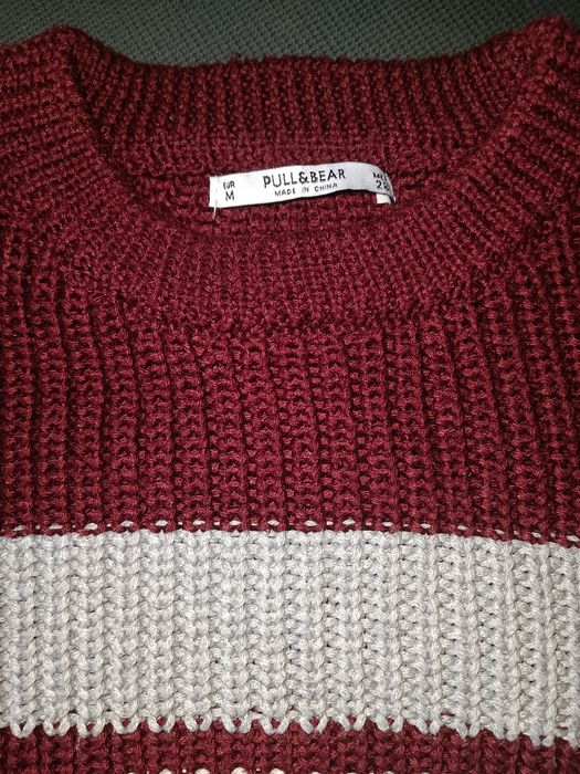 Bordowy sweter Pull&Bear
