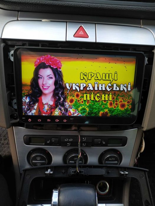 Магнітола VW Seat Skoda пассат Б6 тауран тігуан гольф джета