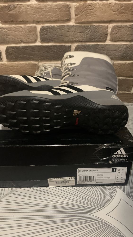 Женские сапоги Adidas Climaheat Libria Emerald  41 размер