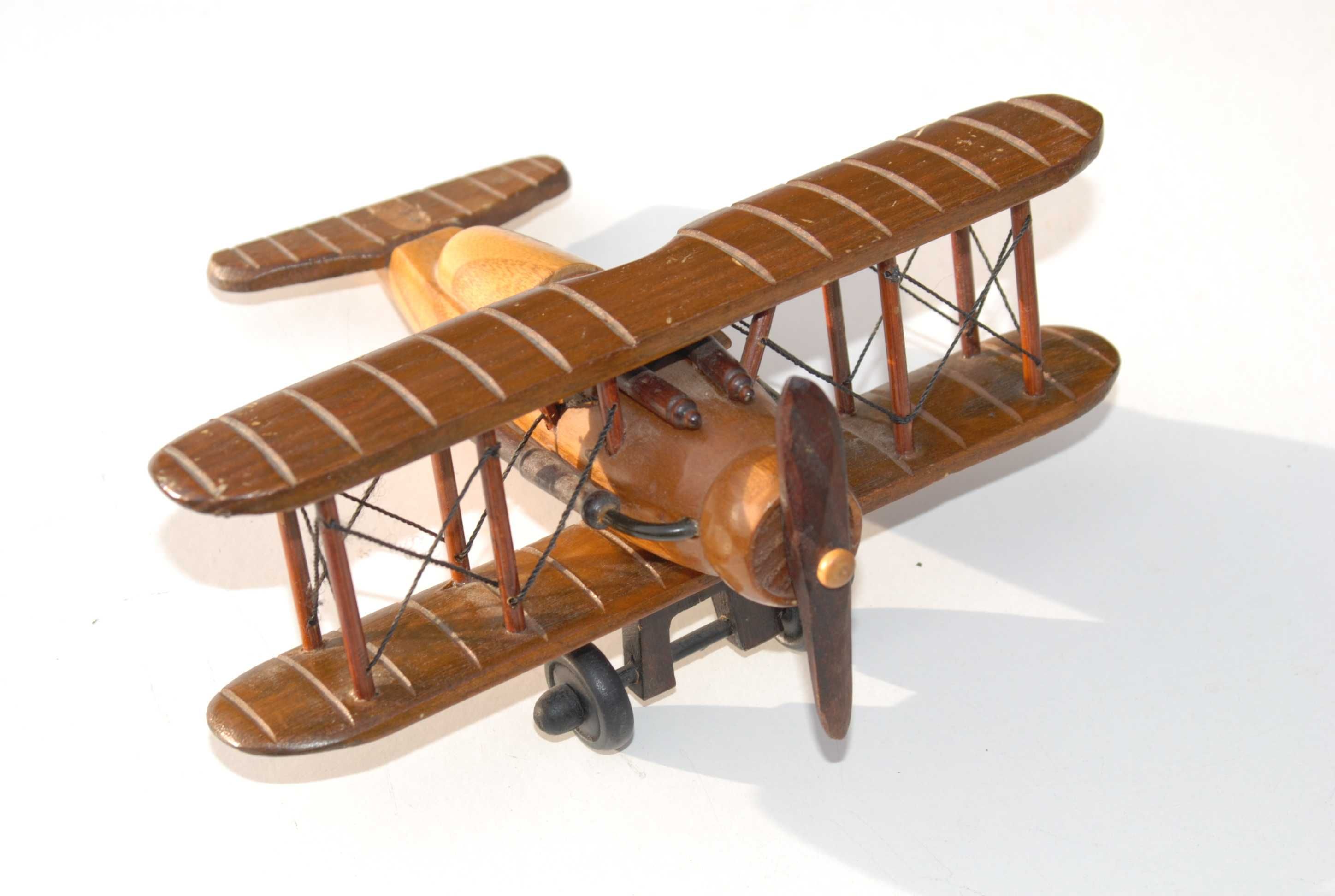 Stary drewniany model samolotu dwupłatowego ręcznie wykonane unikat