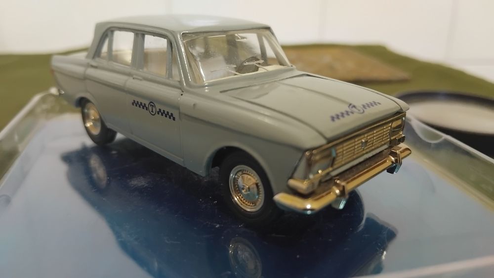 Модель 1/43 Москвич 408-Такси-Идеал! СССР