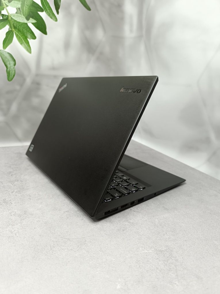 Сенсорний ноутбук Lenovo ThinkPad X1 Carbon 3rd/i7-5500U/8/256/14"2К