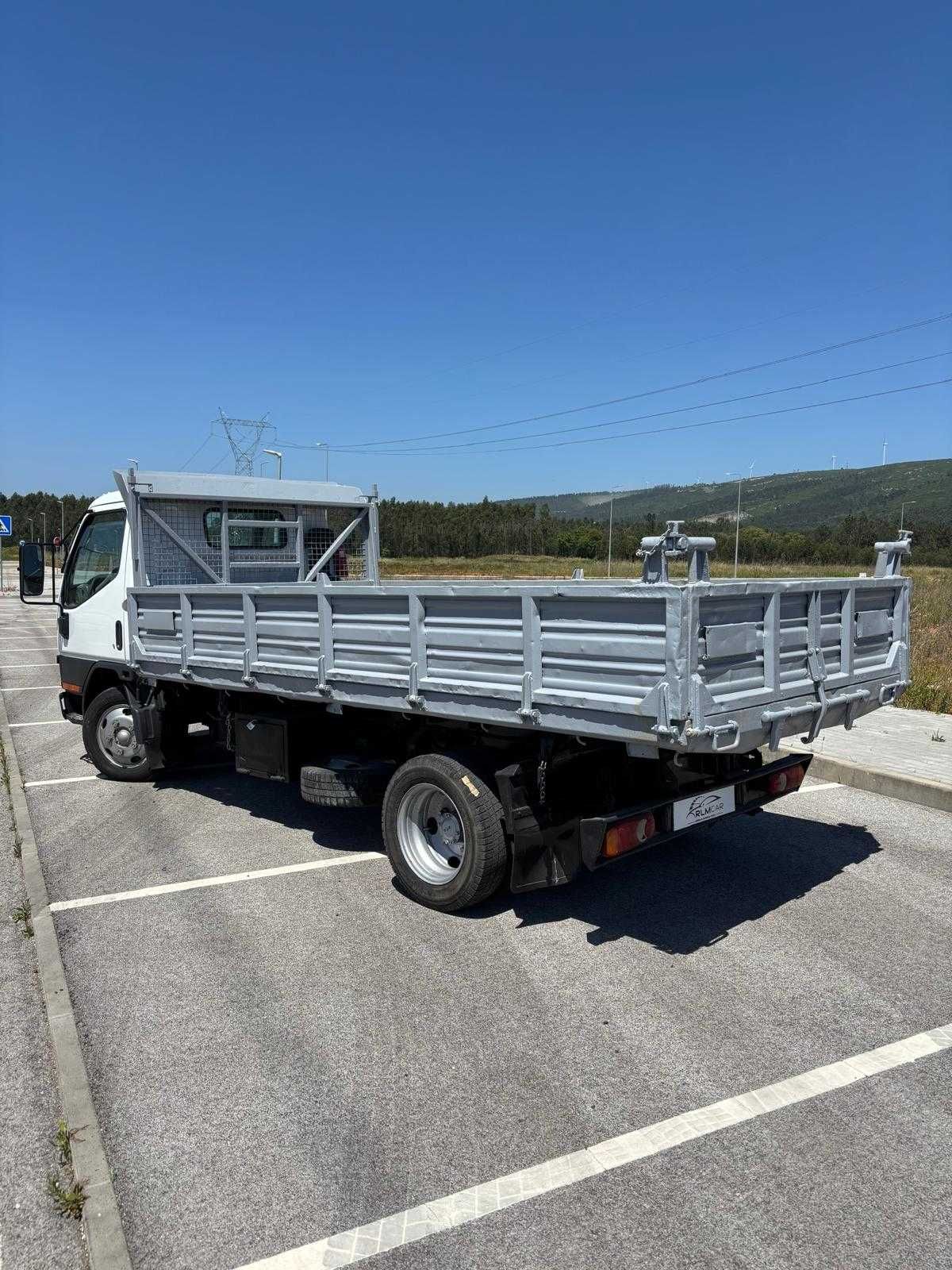 Mitsubishi Canter 2.8 TD tribasculante