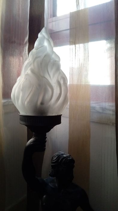 Estatua antiga de família