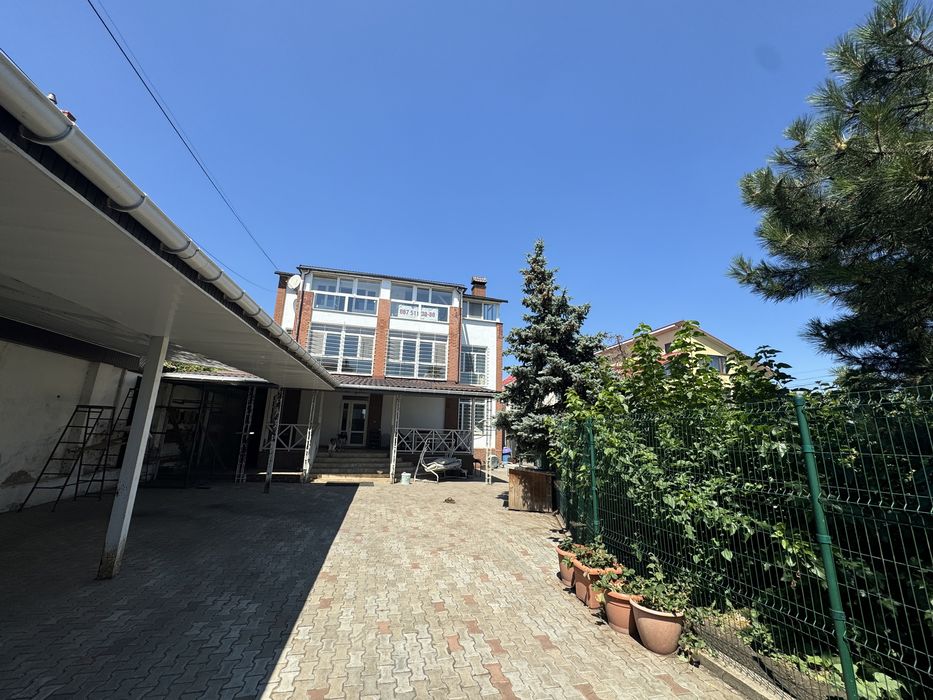 Продам дом в совиньоне ( у моря )