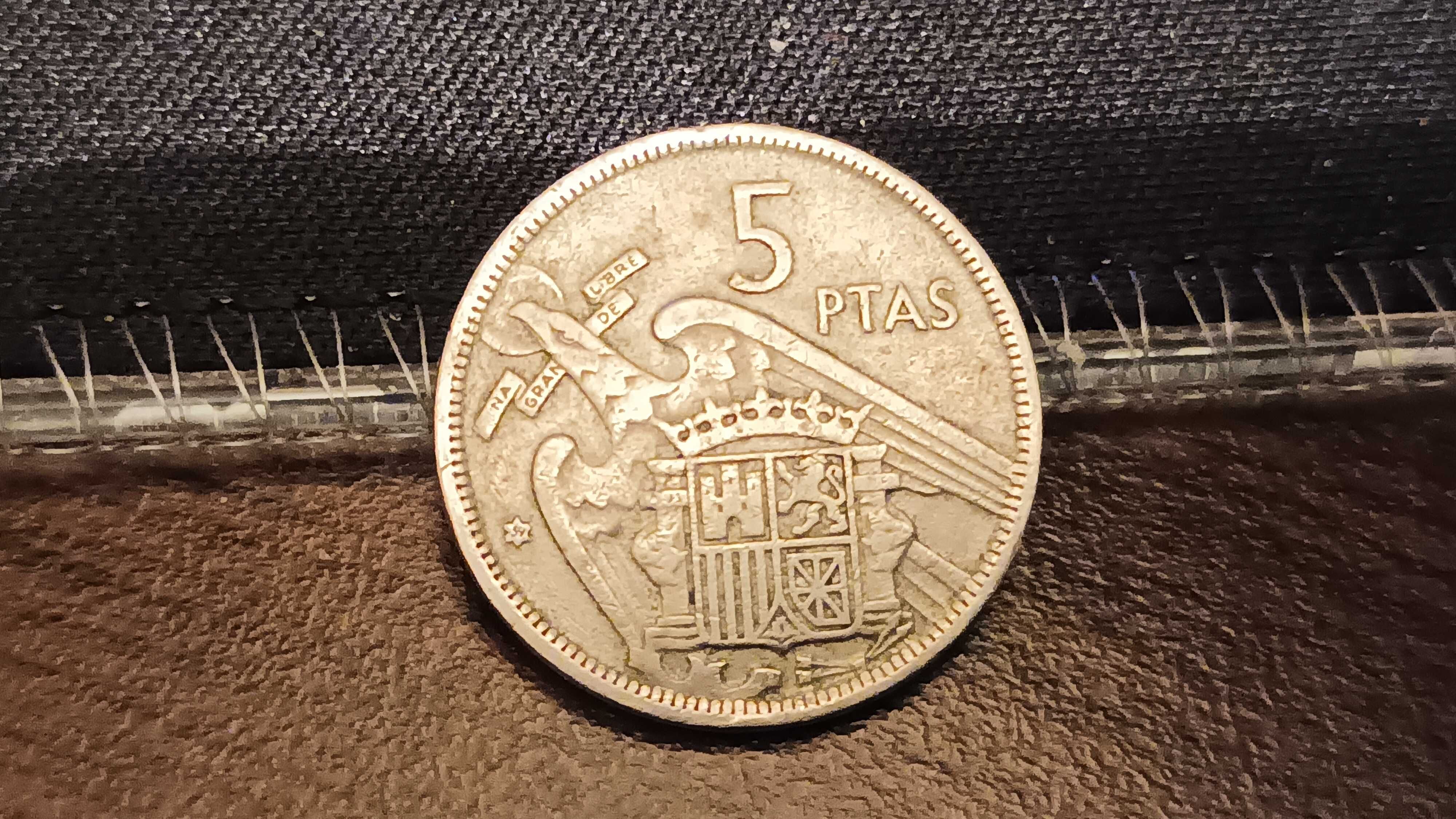 Moneta Hiszpania 5 Peset 1957 *59