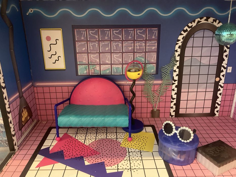 18 Lols, 3 Babys, 4 pets e uma Mansão procuram nova dona  - casa Lol