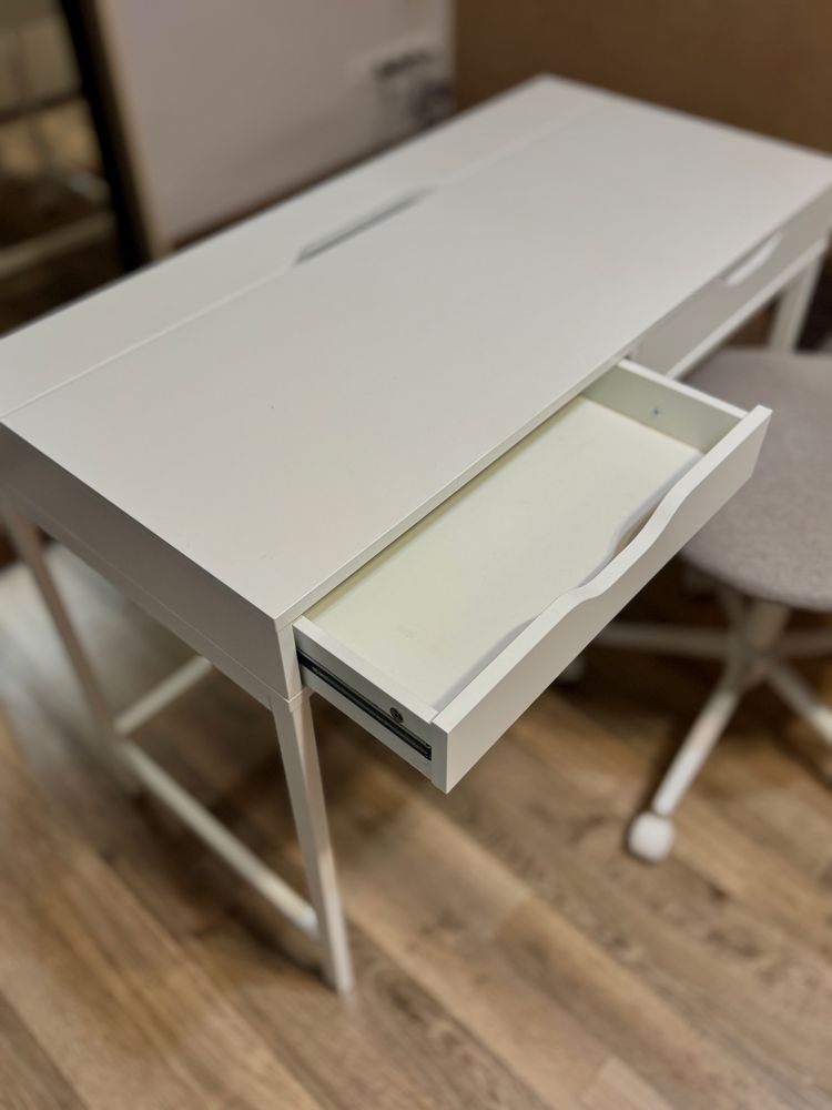 Ikea ALEX стіл з шухлядами
