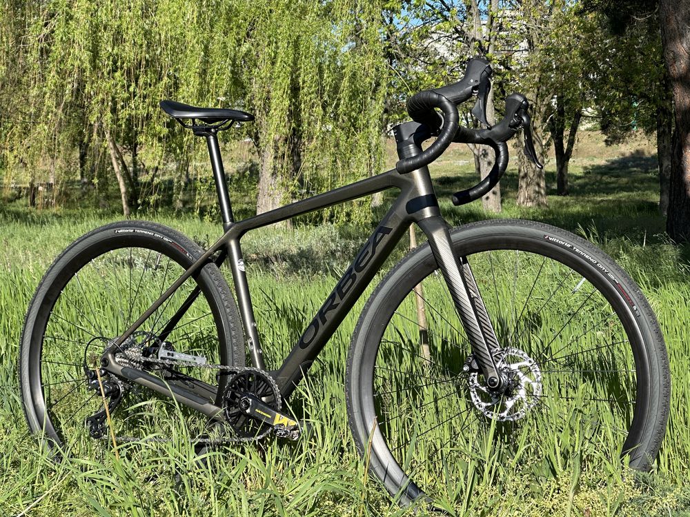 Orbea Terra M30 карбоновий гревел циклокрос