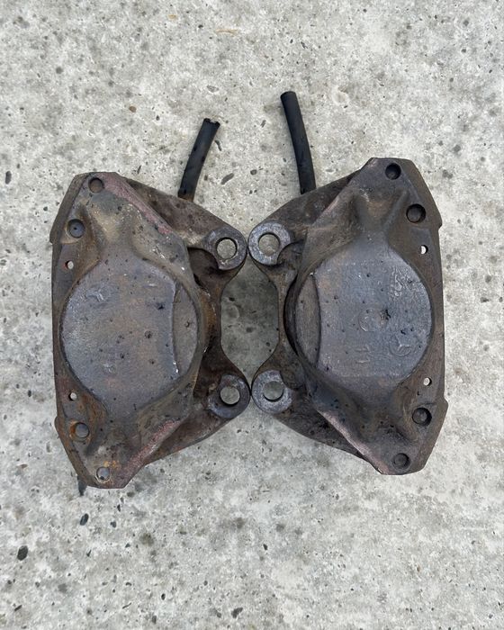 Mercedes w126 w123 w116 поворотний кулак під ABS, супорти, кожух диска