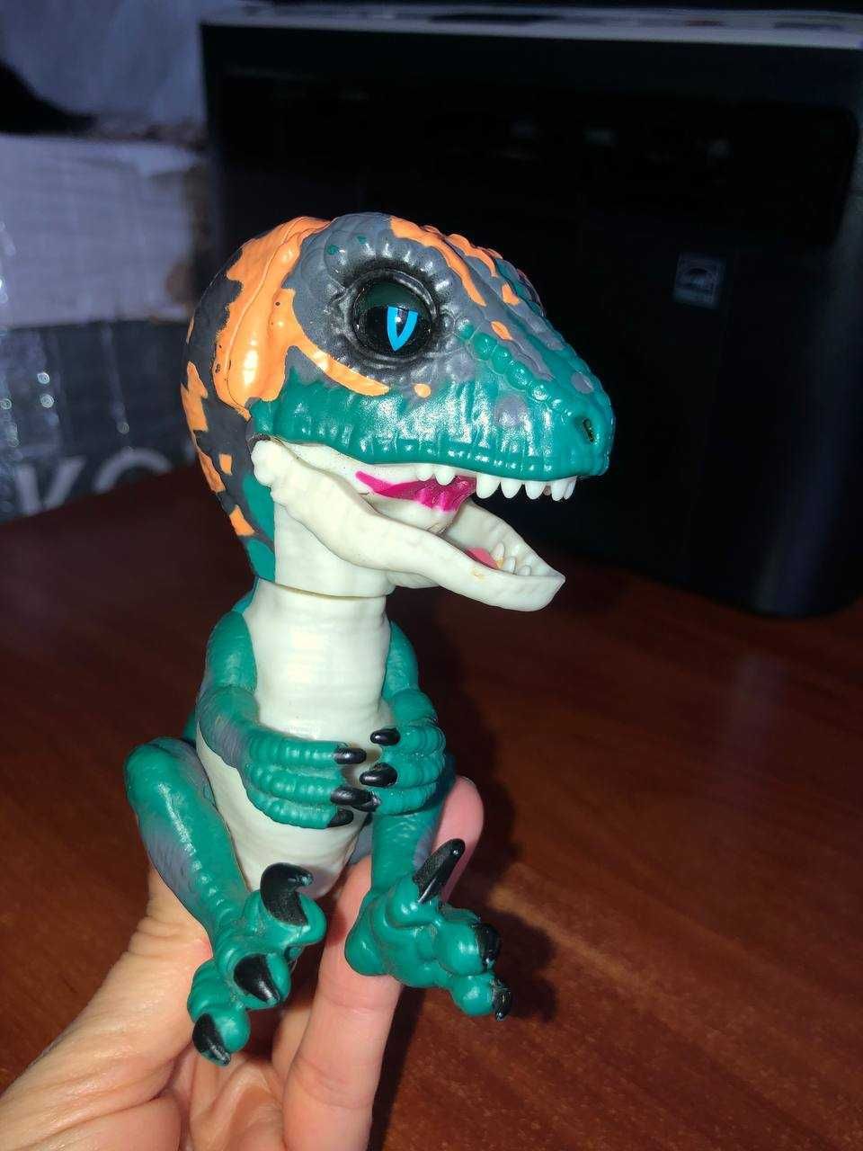 Інтерактивний ручной динозавр T-Rex