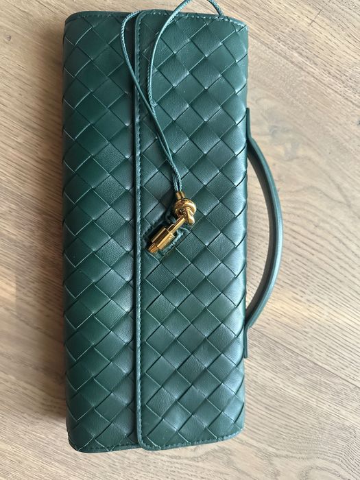 BOTTEGA VENETA
Long Andiamo Clutch