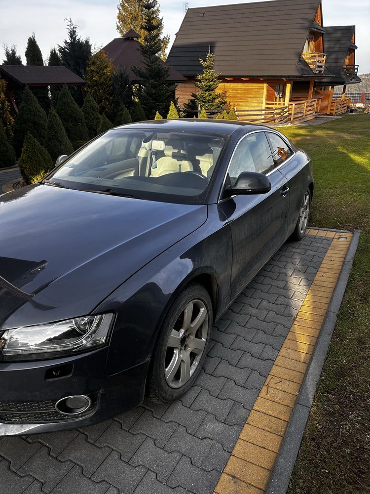 Audi a5 2.7tdi uszkodone