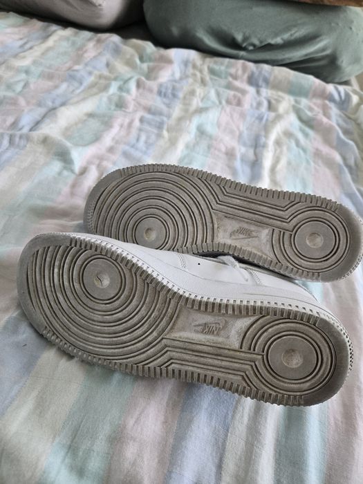 Glany dr. Martens bordowe