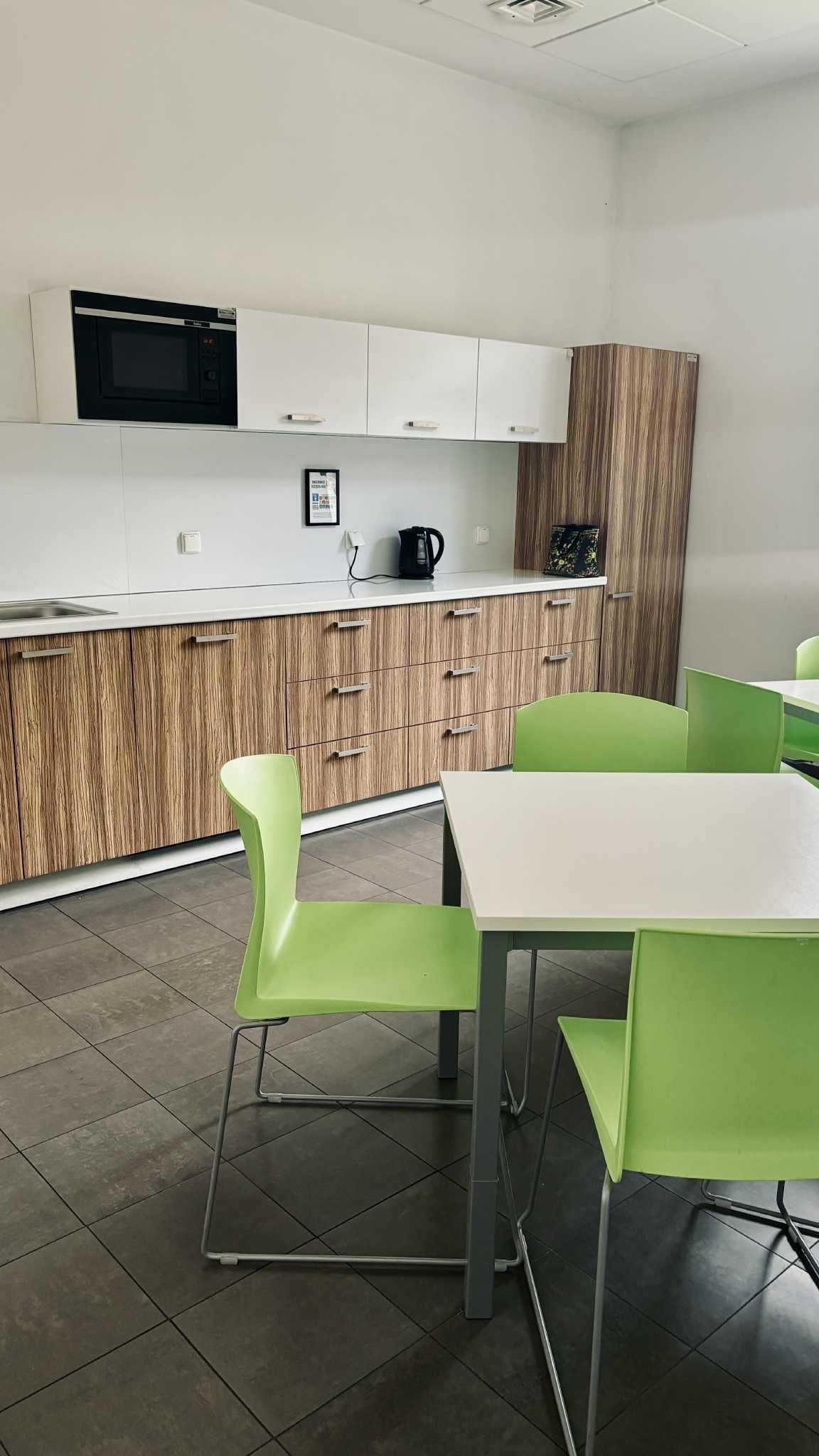 Biuro 57 m² – EXEA, Toruń, umeblowane, aneks kuchenny, parking