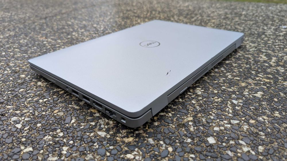 Dell 5420 (i5-1135G7, 12/256GB, 14in, USB-C PD/DP/TB4)+HUB