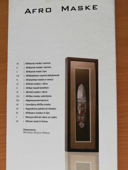 afrykańska maska w ramie drewniana rzeźbiona w czarnej ramce obraz