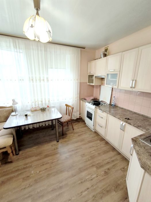 Будинок продаж  Городенка є відео