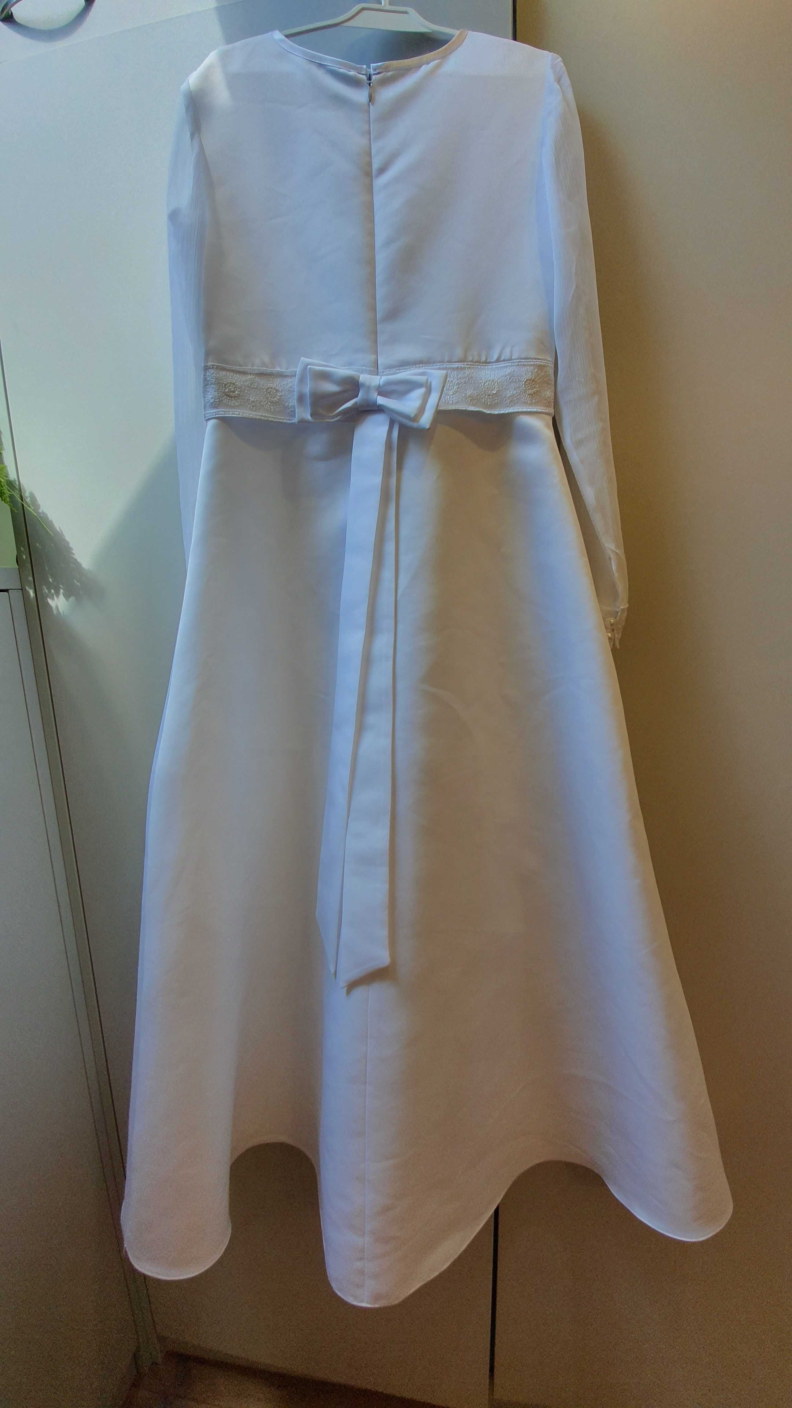 Komunia Św., elegancka sukienka r. 146