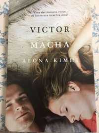 Livro "Victor e Macha" de Alona Kimhi