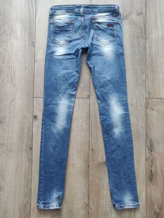 Стильные женские джинсы Diesel (Tурция) голубого цвета, (см. замеры)