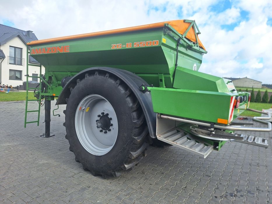 Rozsiewacz Amazone ZG-B 5500 Ultra Hydro GPS