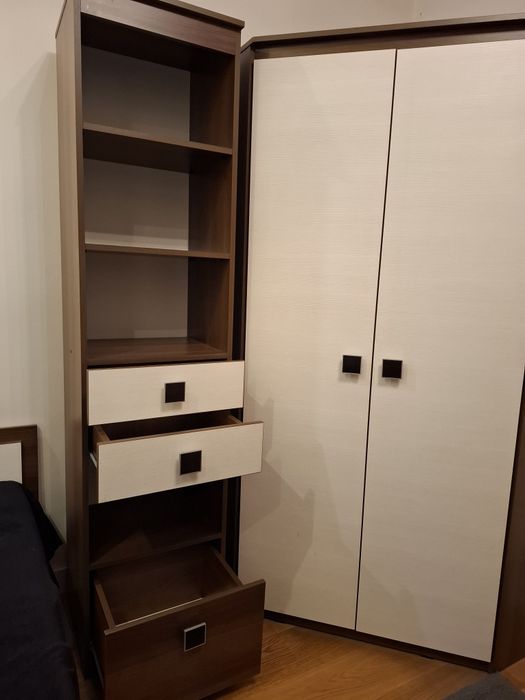 Zestaw mebli młodzieżowych