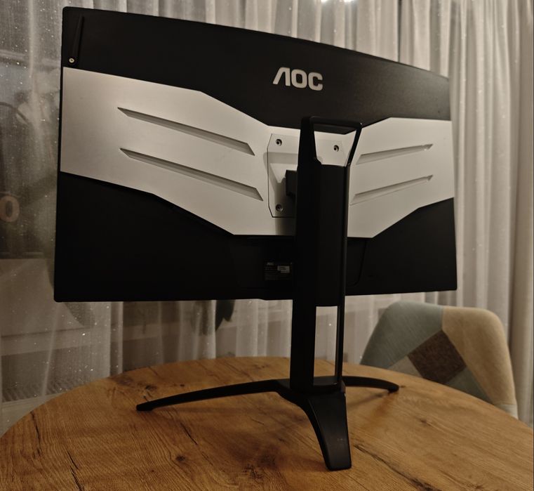 Monitor AOC AGON AG322QC4 31,5"