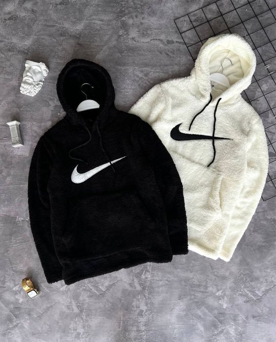 Шикарне худі Nike