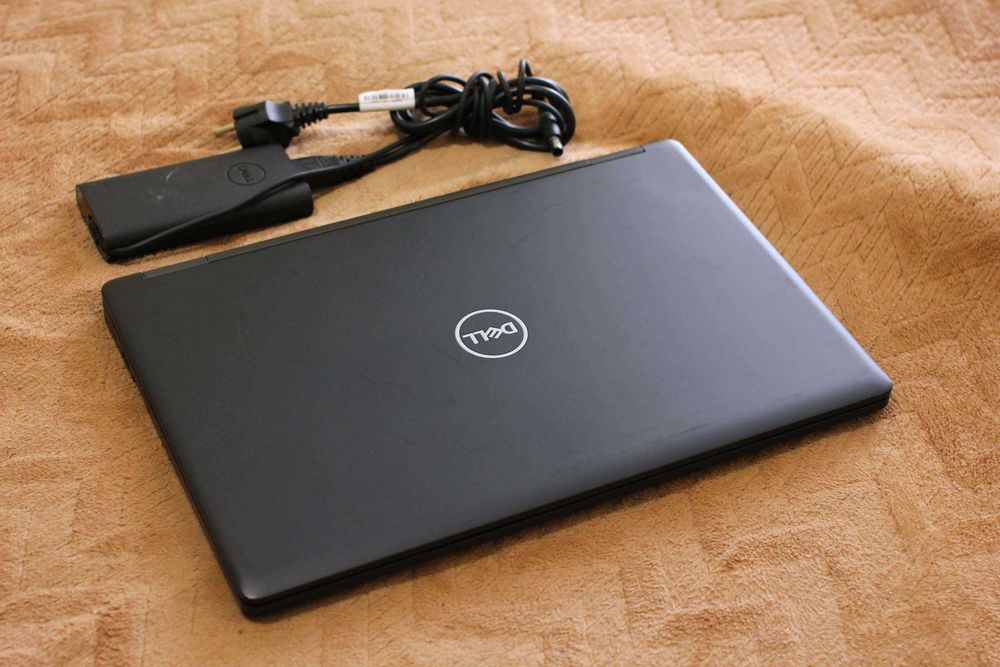 DELL 5590/i7-8650 8x/NvidiaMX130 2GB/16GB/SSD 1TB/АКБ6ч/15ipsFHD/2020г