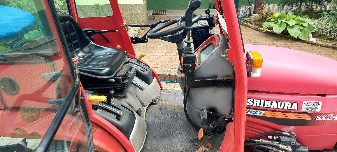 Traktorek shibaura sx24,pług,4x4,2013rok,papiery,523motogdzi,solniczka