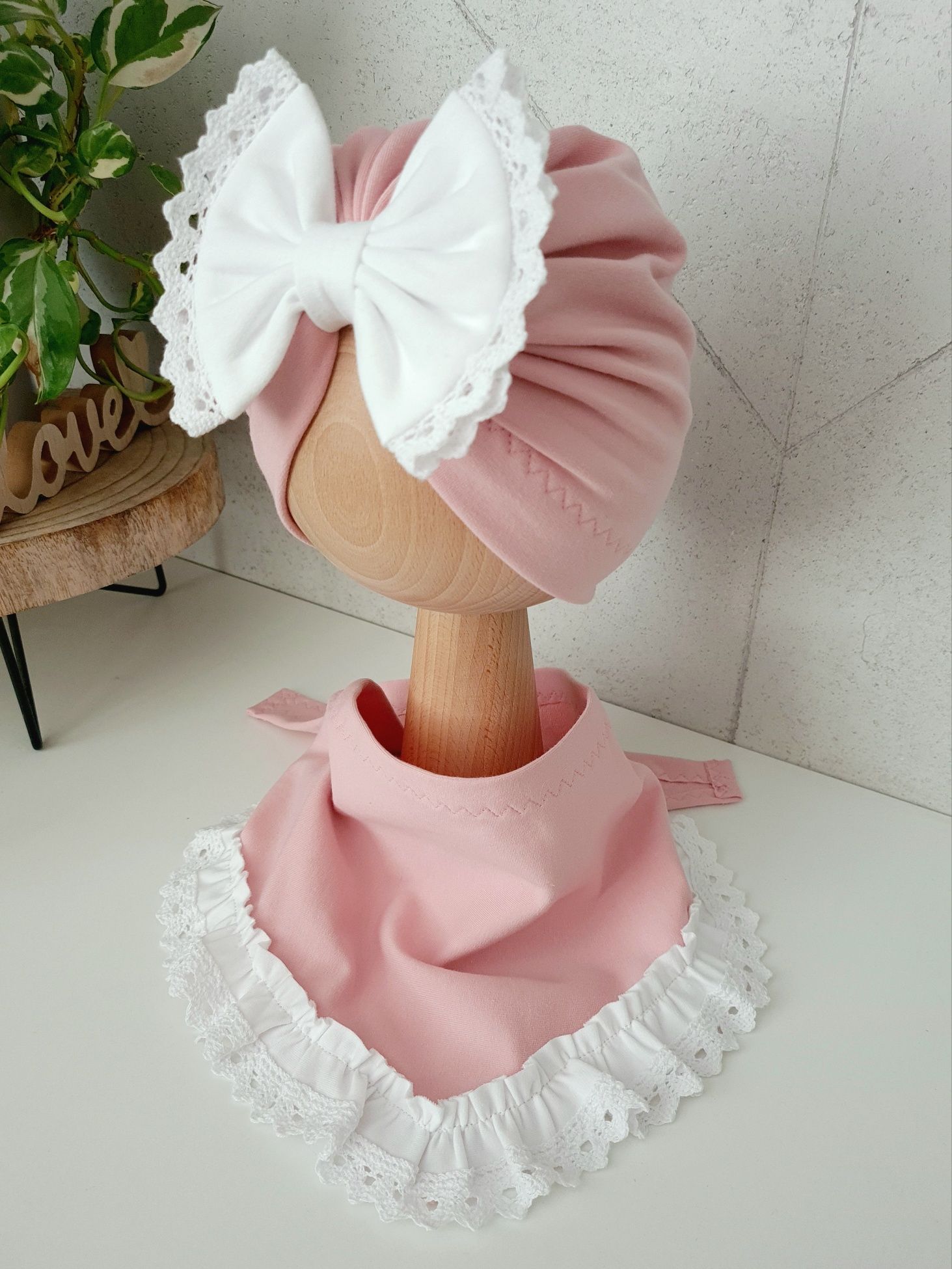 Komplet wiosenny czapka turban z kokardą i chusta