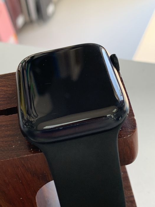 Оригінальні  apple watch series 7 45 mm