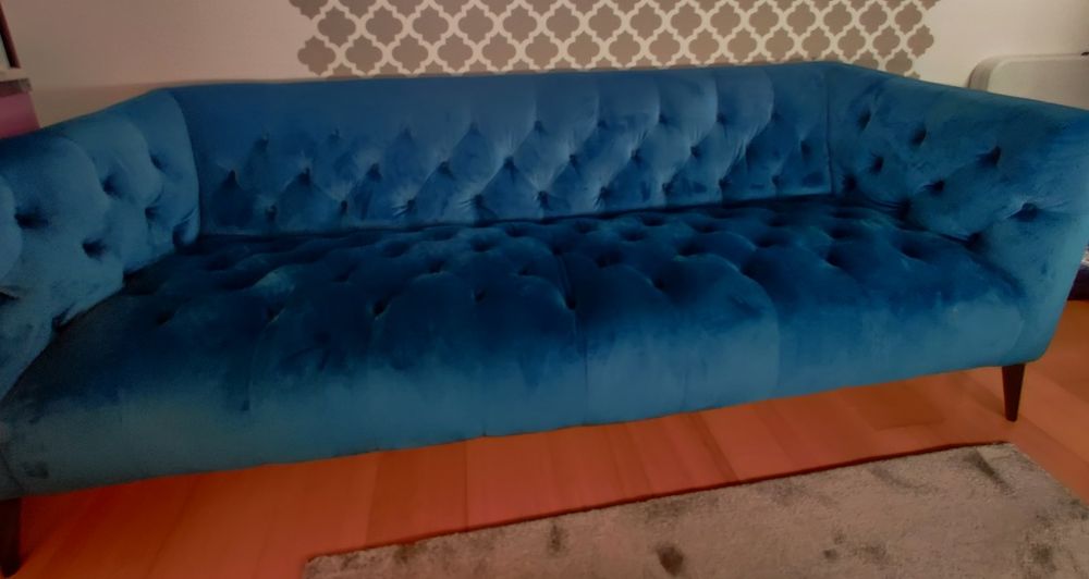 Sofá capitoné 3 Lug. em veludo